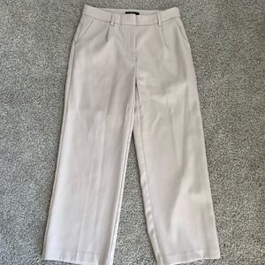 Beige Wide Leg Women’s Trousers. Medium, Fits Like Large.